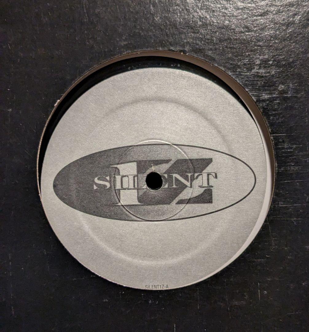 洋楽 SILENT 1Z/They Want Me Dead