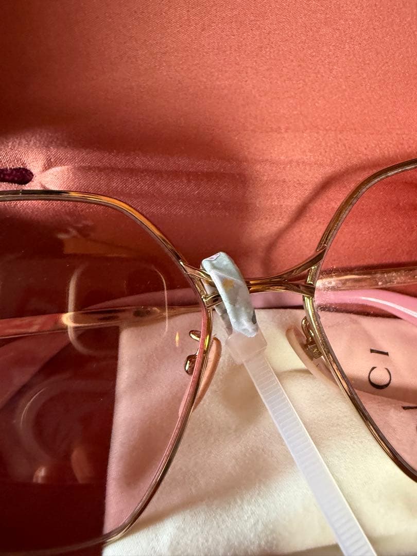 【大幅値下げ】GUCCI ピンクレンズ ゴールドフレーム サングラス