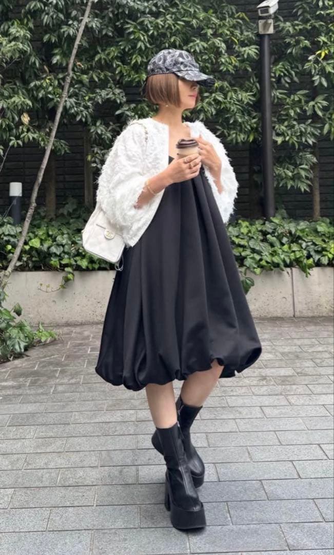 値下げ未使用新品Cygne バルーンミニワンピース cherry 0