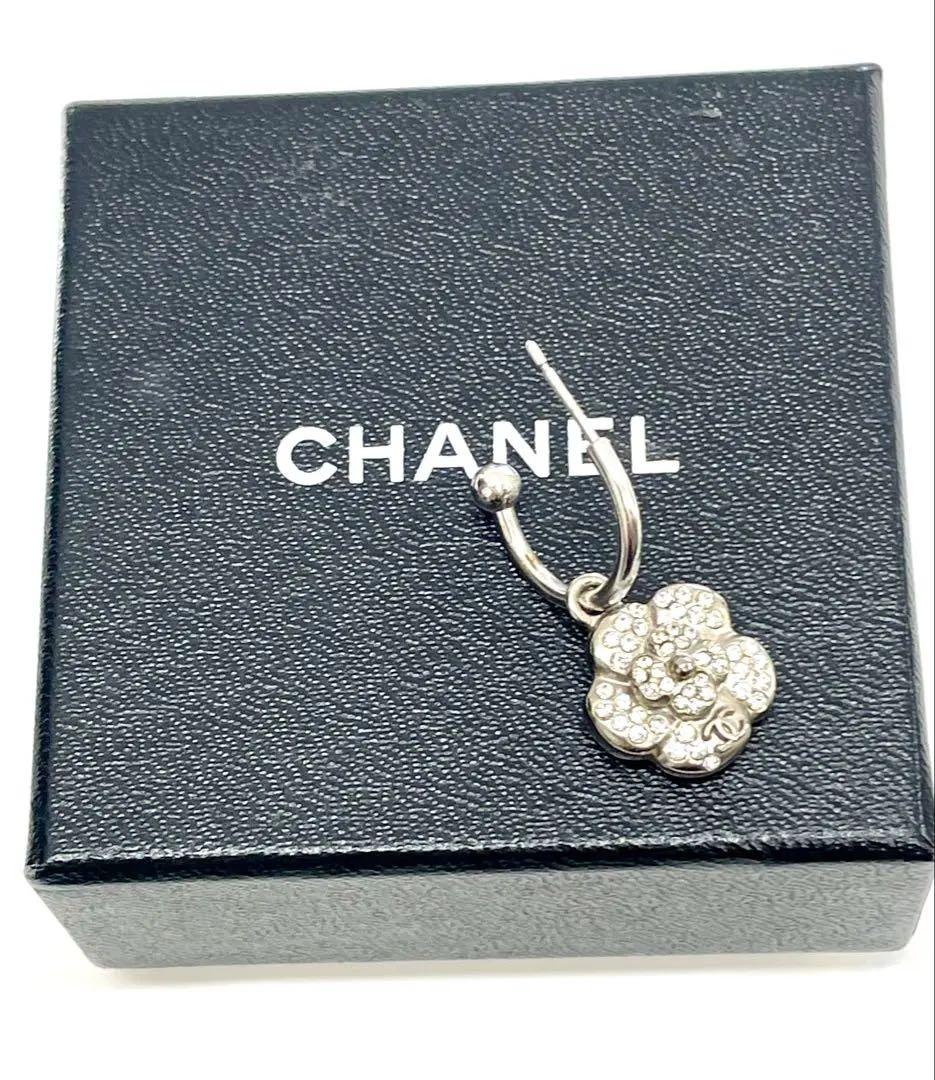 Dayday ok 正規品CHANELカメリア スウィングピアス片方
