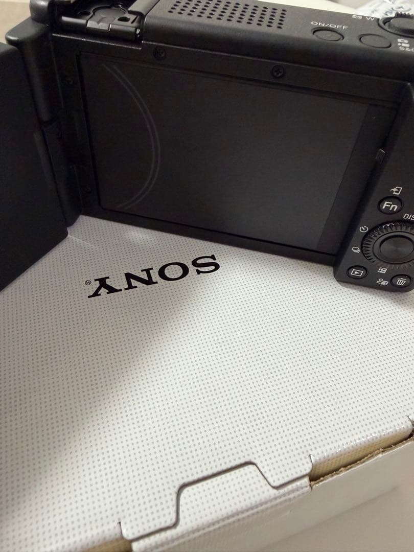 【美品】SONY VLOGCAM ZV-1F ブラック　コンデジ　デジカメ