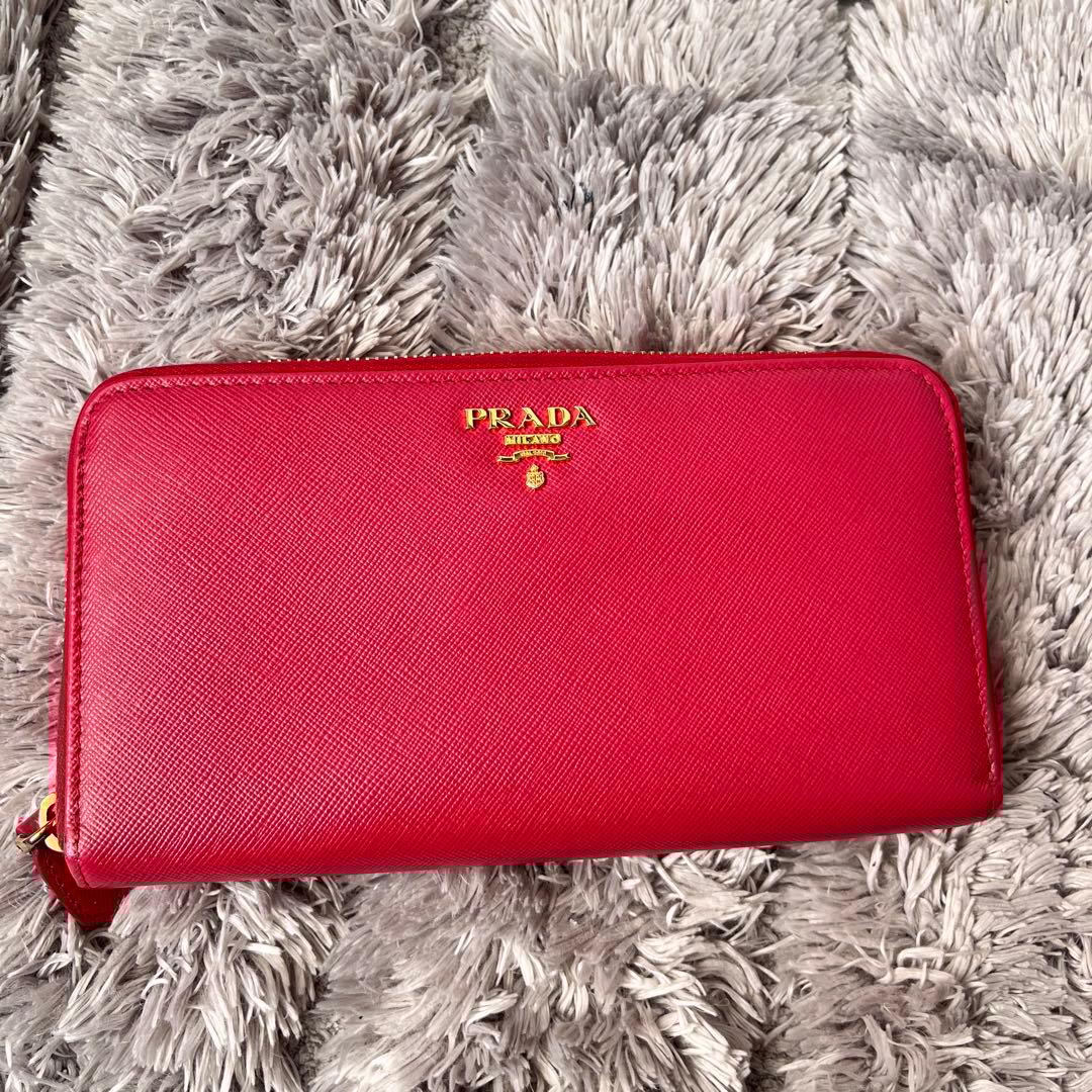 良品✨PRADA 大容量　長財布　オーガナイザー　サフィアーノ　メタルロゴ