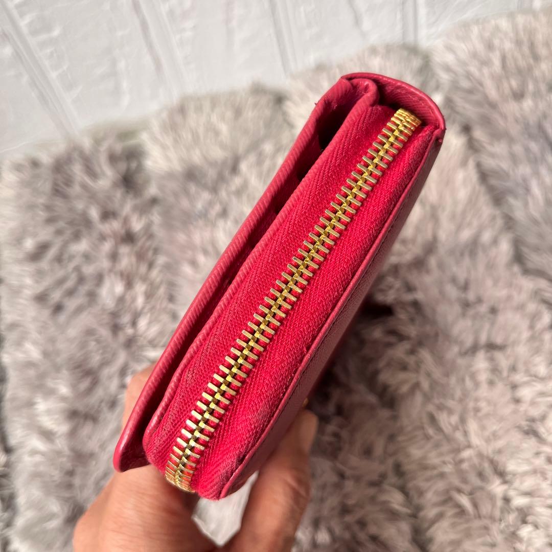 良品✨PRADA 大容量　長財布　オーガナイザー　サフィアーノ　メタルロゴ