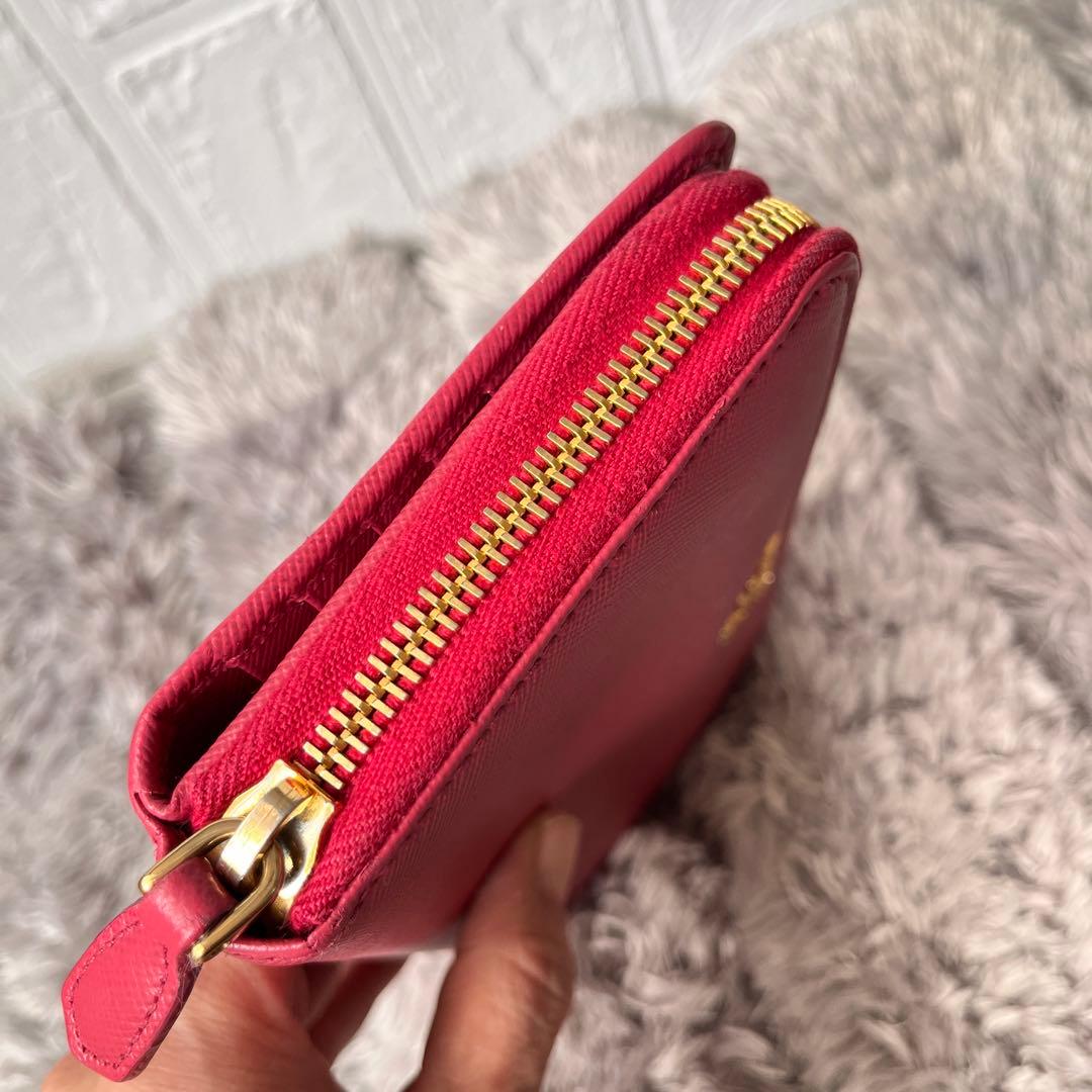 良品✨PRADA 大容量　長財布　オーガナイザー　サフィアーノ　メタルロゴ