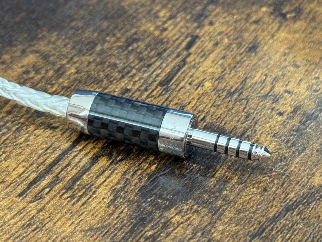 【ヒビ割れ有】VISION EARS ELYSIUM