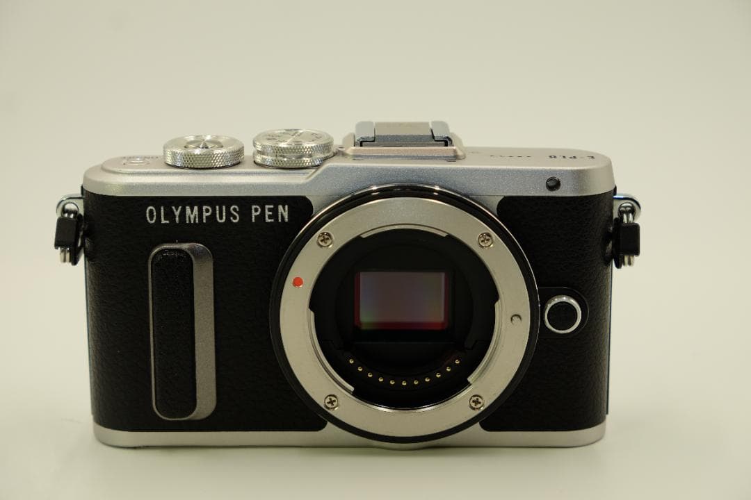 美品　OLYMPUS PEN E-PL8 ダブルレンズKIT メーカメンテ済
