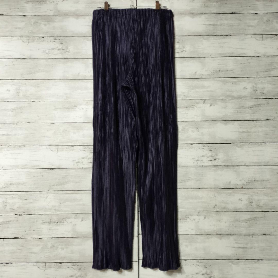 プリーツプリーズ イッセイミヤケ ストレートパンツ ネイビー 光沢