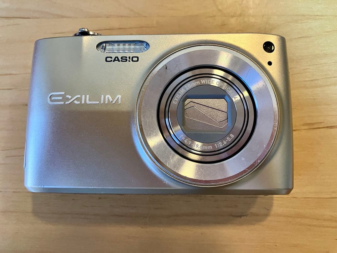 CASIO EXILIM EX-Z400 デジカメ
