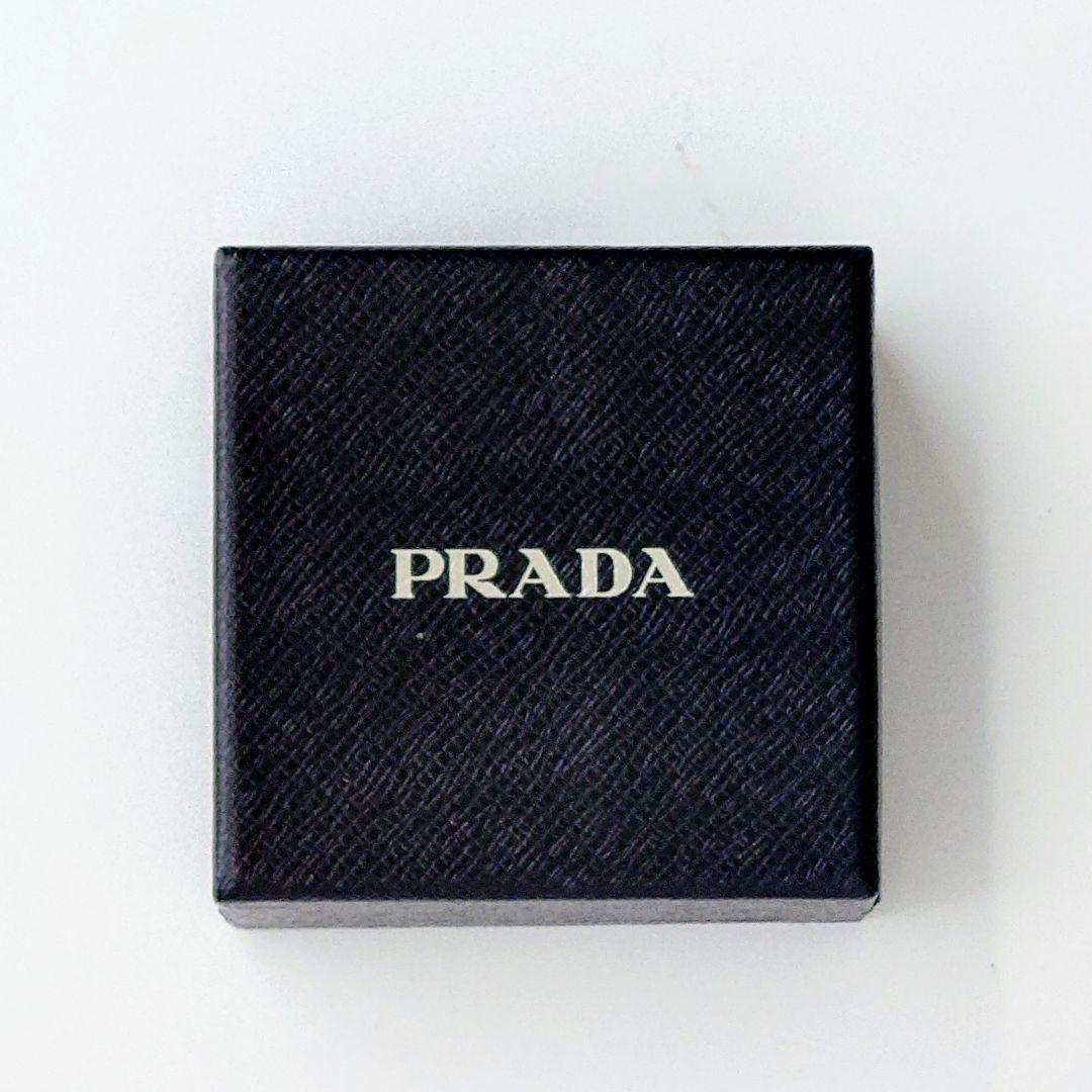 PRADA プラダ スカルデザイン キーホルダー