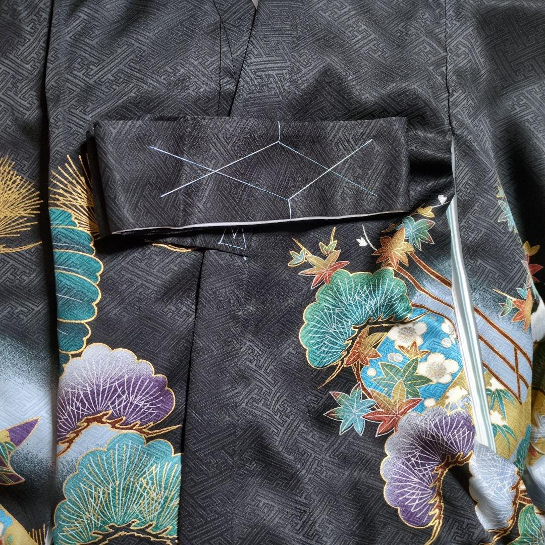 【新品】お宮参り用　掛け着　黒地に華やかな絵柄の着物　お祝い着