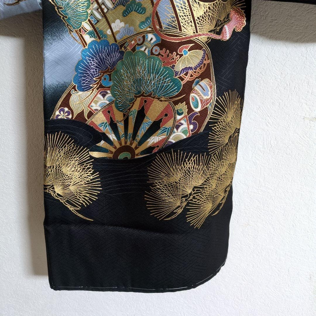 【新品】お宮参り用　掛け着　黒地に華やかな絵柄の着物　お祝い着