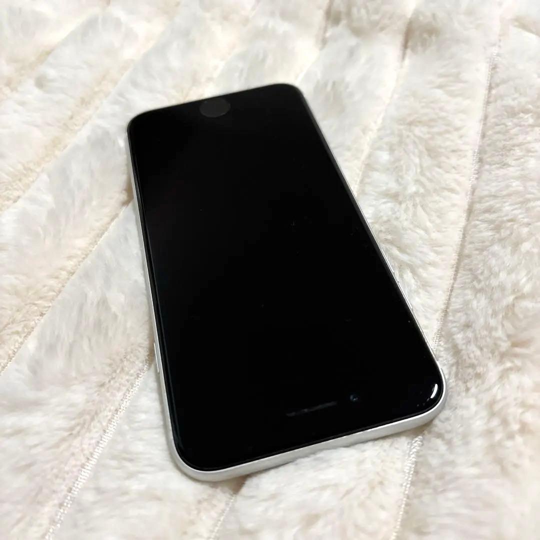 ⭐️美品⭐️Apple iPhone SE （第2世代）64GB ホワイト