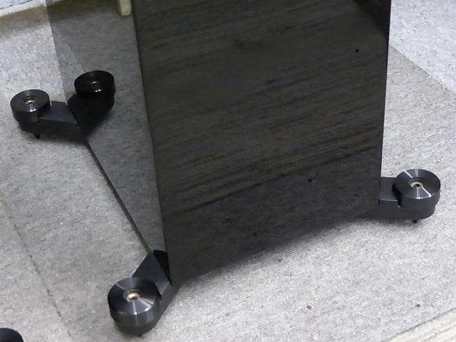 KEF R700 トールボーイスピーカー・ペア m0s2686