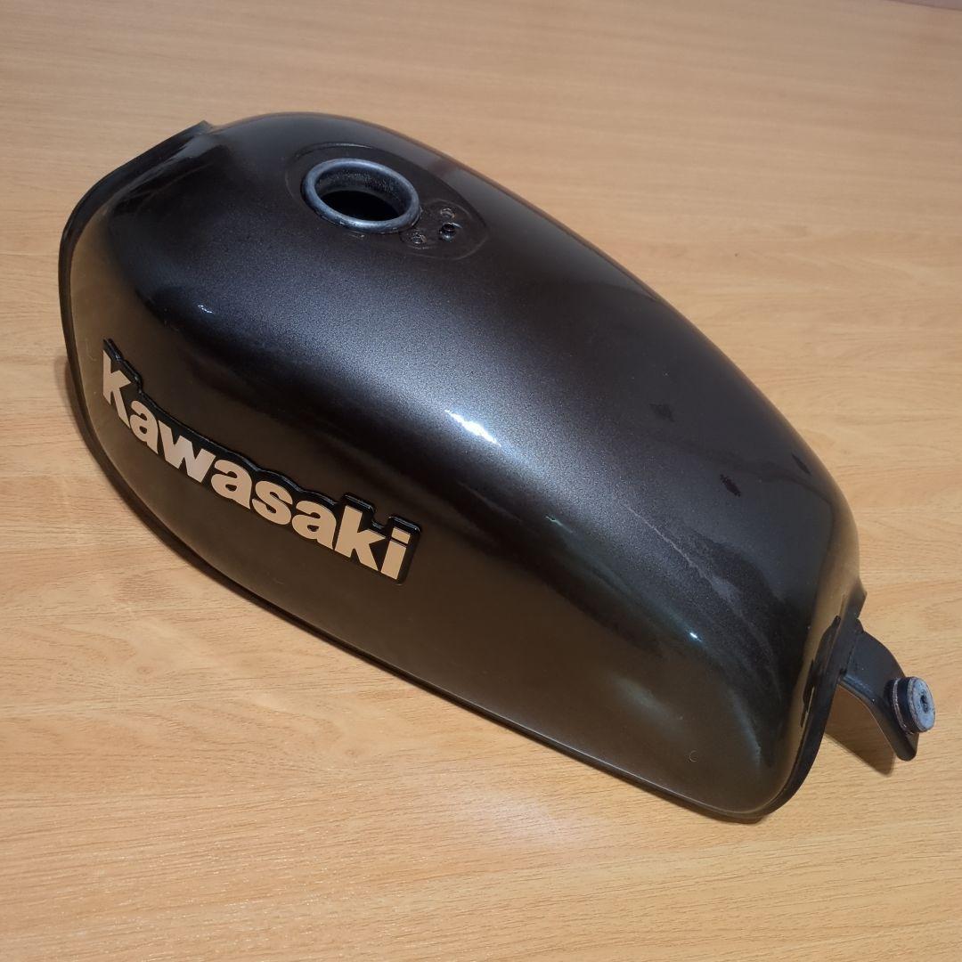 250TR ガソリンタンク