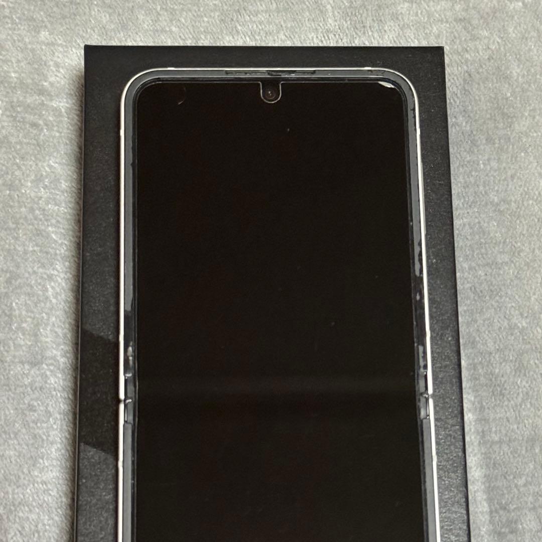 【ジャンク】Samsung Galaxy Z Flip6 256GB