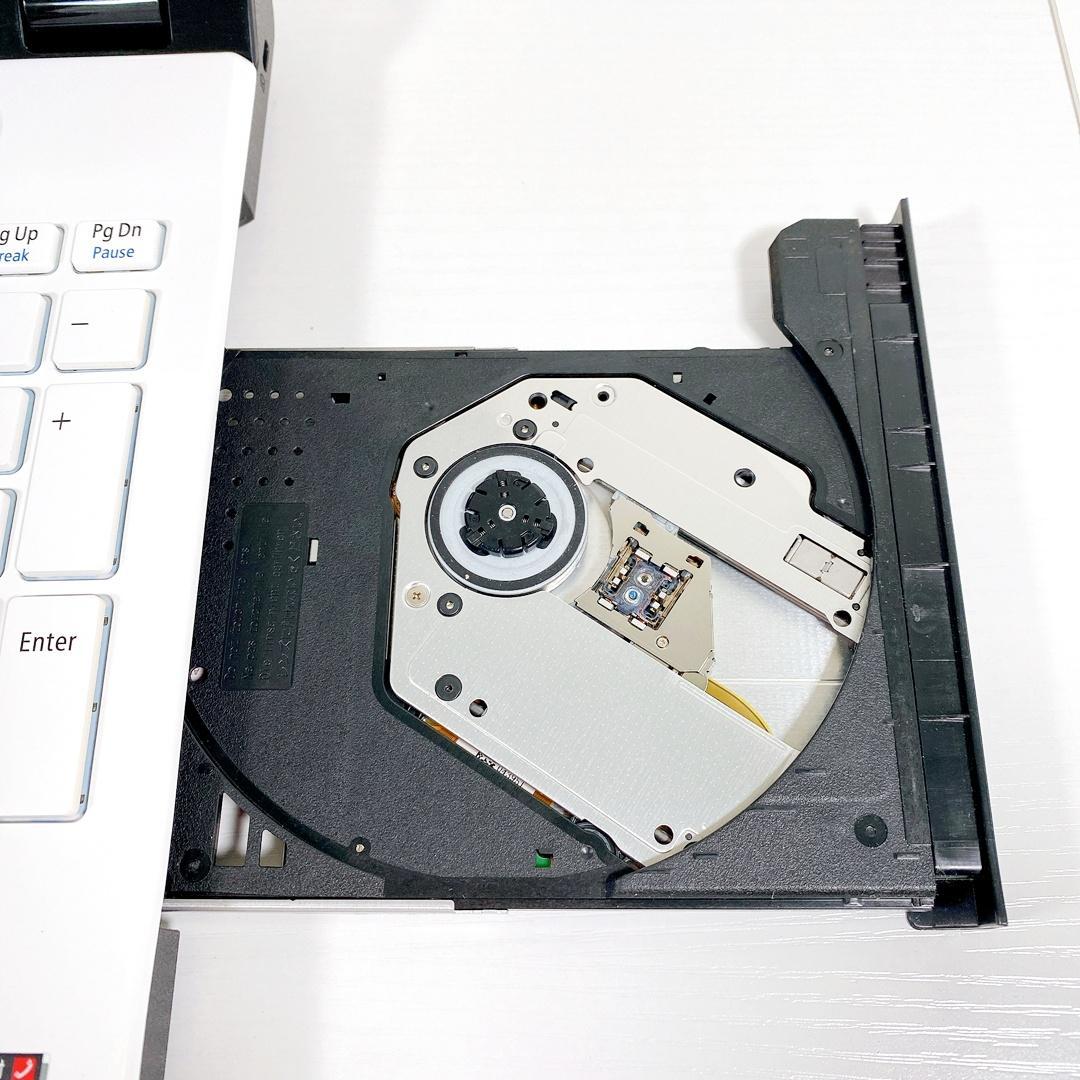 大容量1000GB✨届いてすぐに使える✨ブルーレイ✨NECノートパソコン✨05