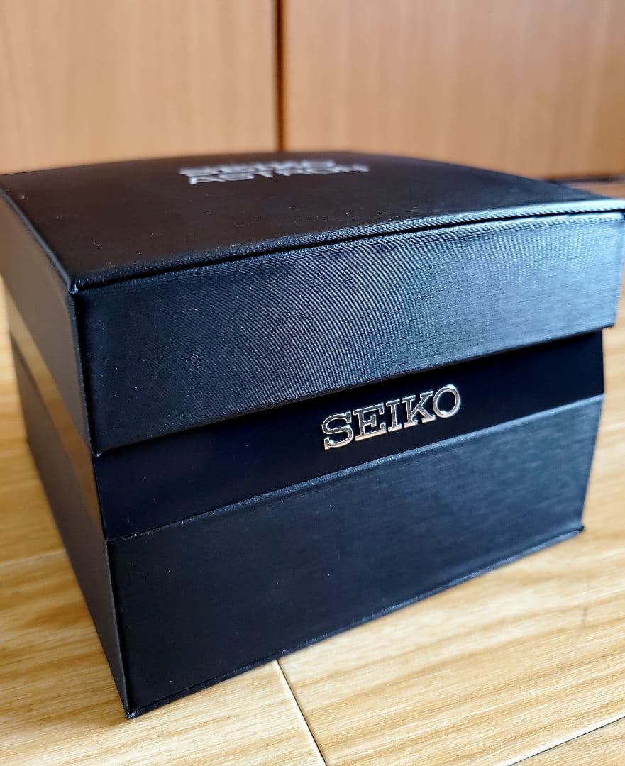 美品 SEIKO アストロン SBX011
