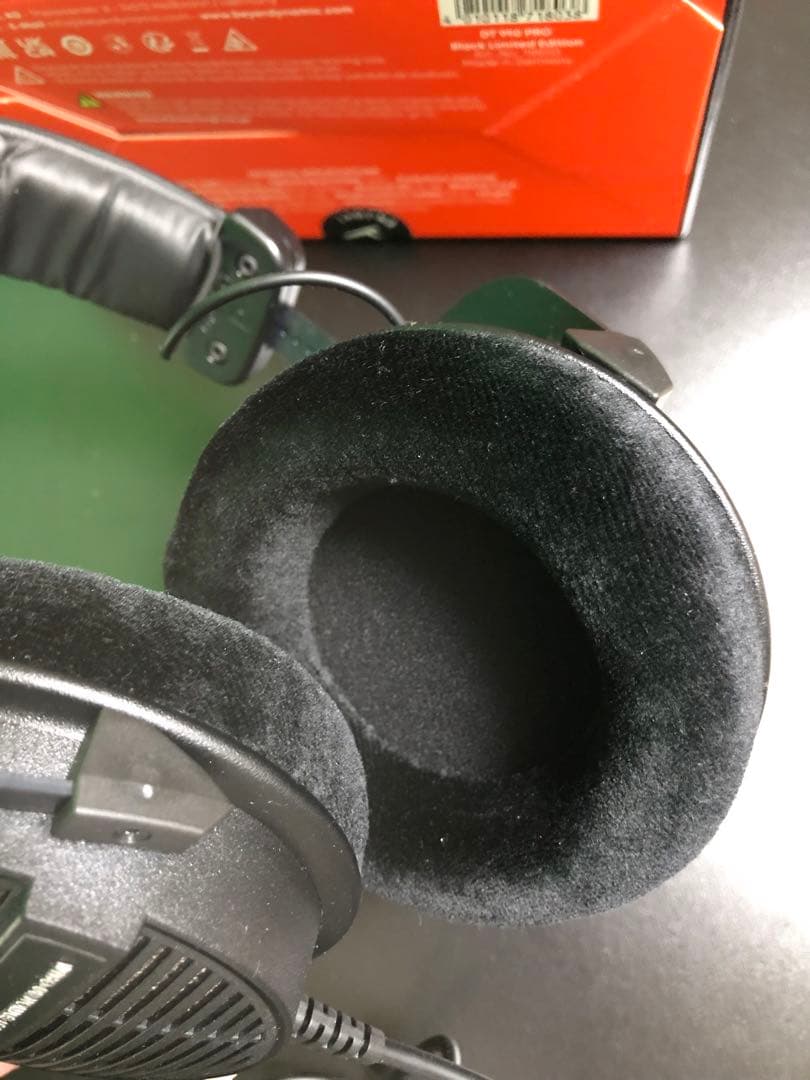 【未使用】beyerdynamic DT990PRO 80Ω