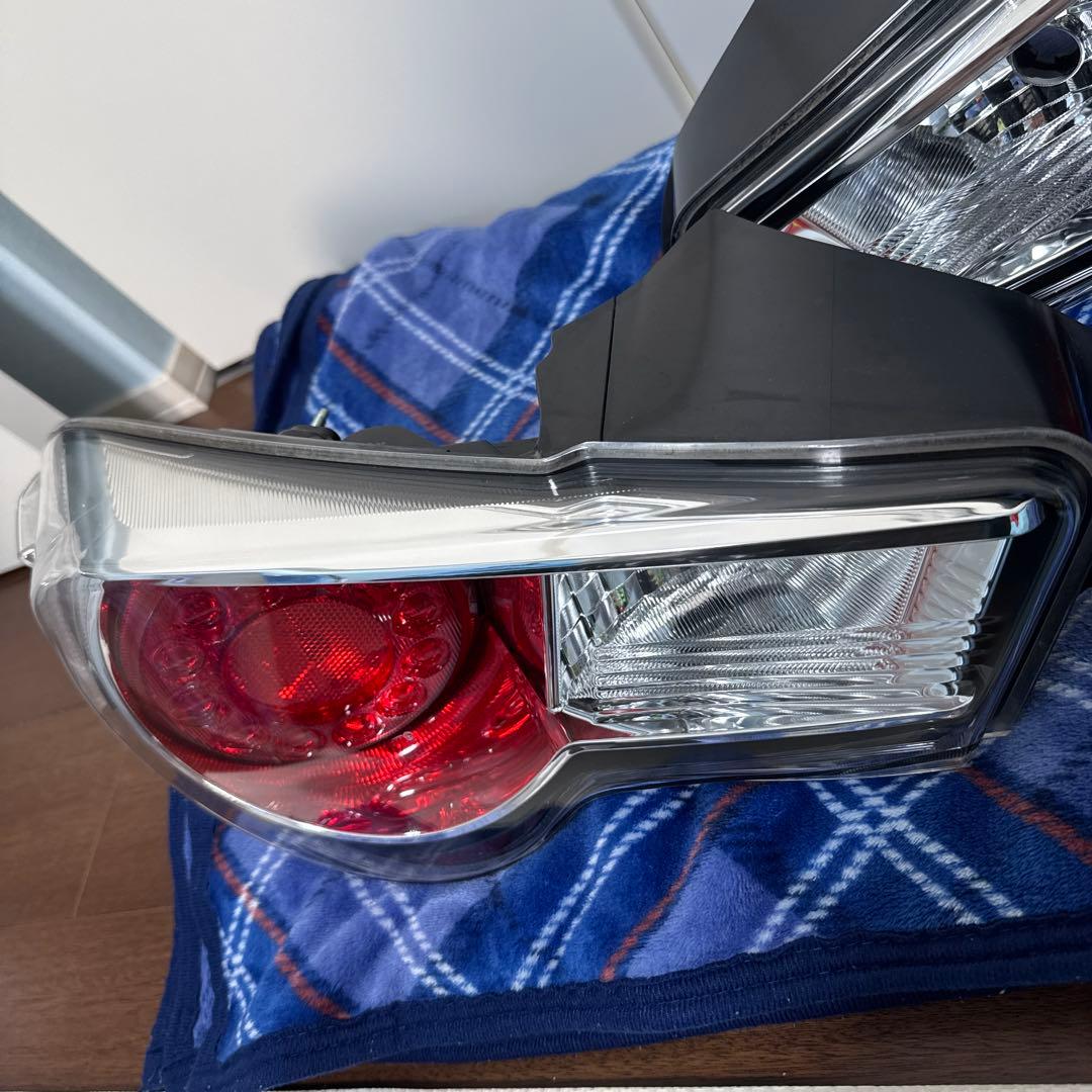 86 BRZ テールランプ 前期 ジャンク