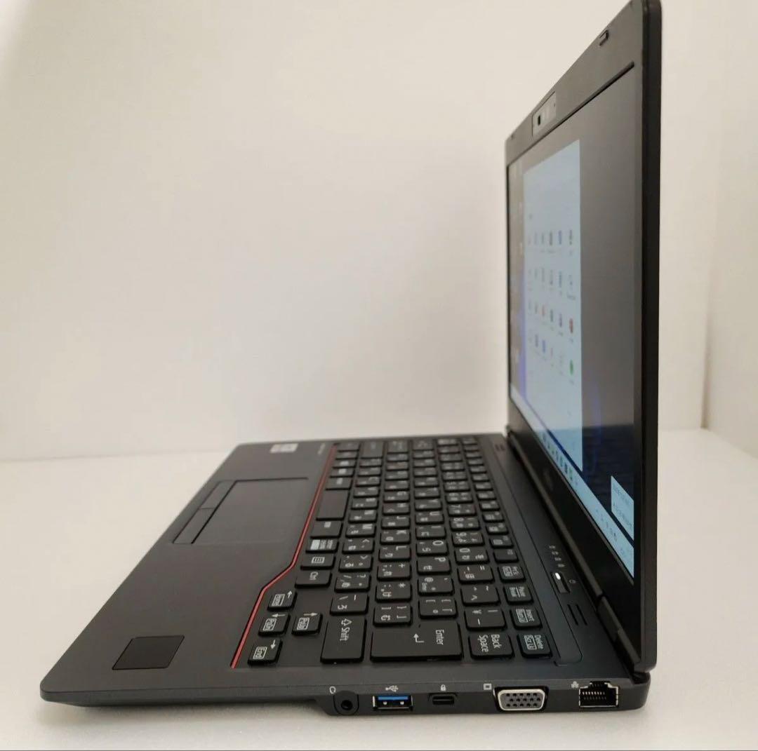 美品❗️LIFEBOOK U7310/D i5-10310U メモリ8GB