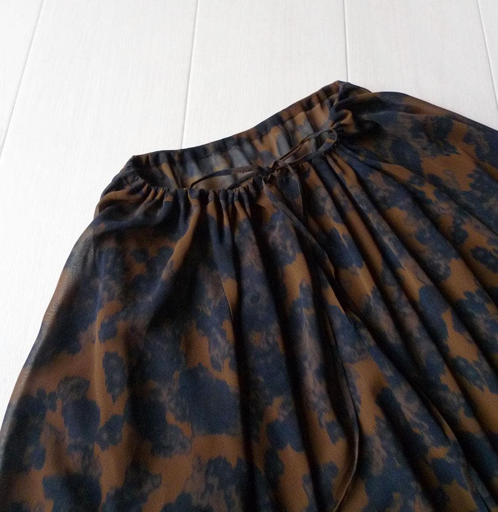 ■専用■美品【AK+1】5万円 2024年 シフォン 花柄マキシワンピース