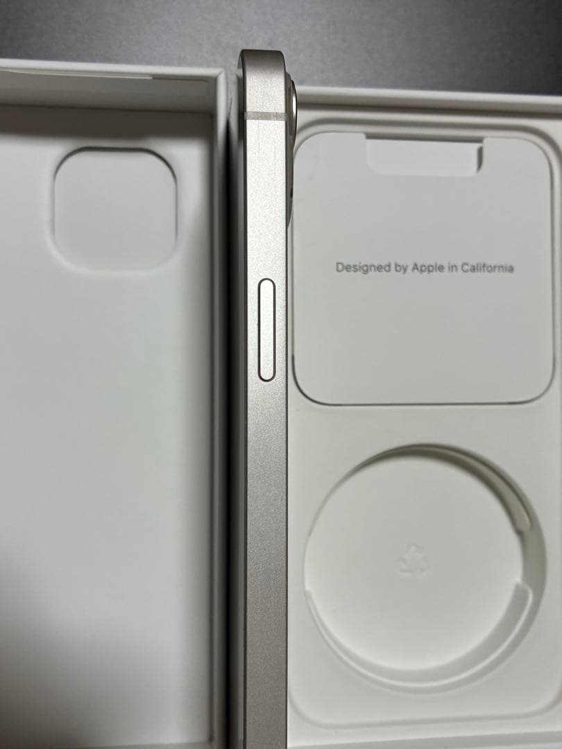 Apple iPhone 13 ホワイト 本体 SIMフリー