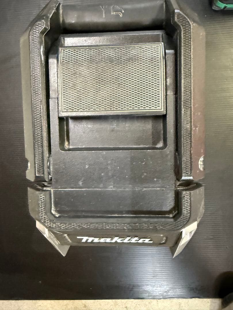 マキタ　Bluetoothスピーカー　MR113 ブラック　バッテリー付き