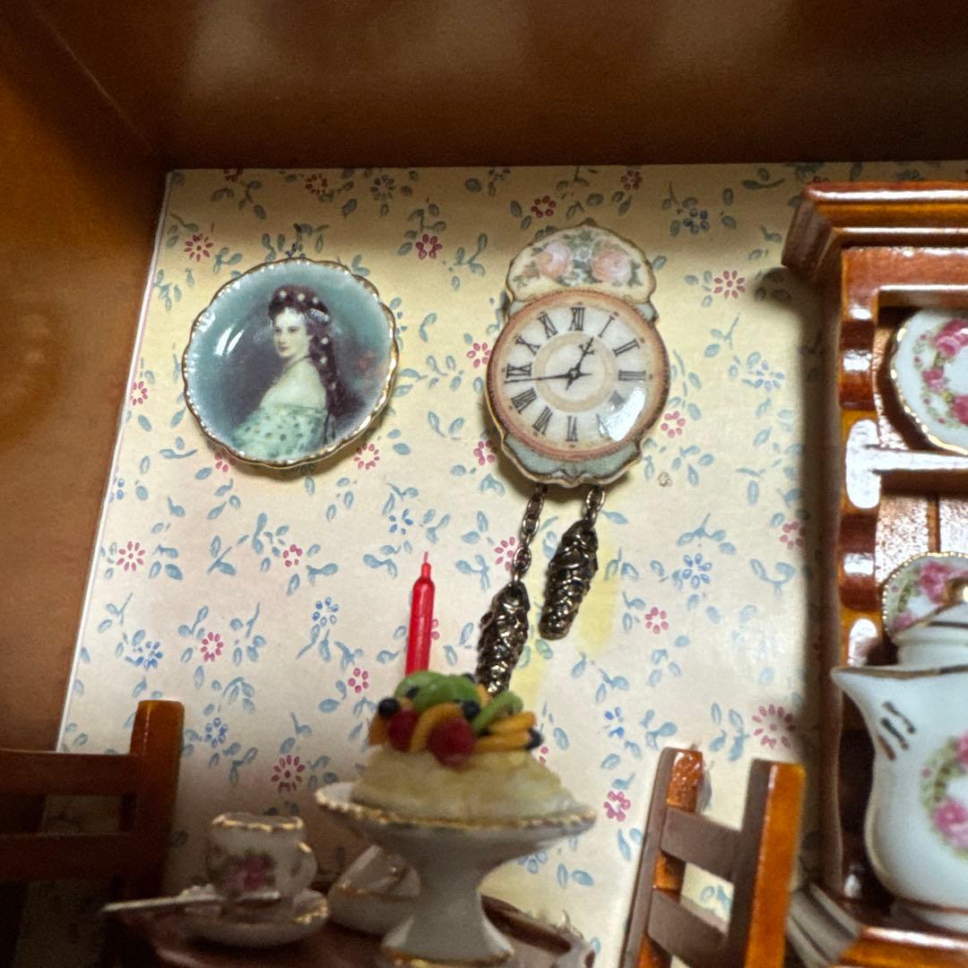 ロイターポーセリン　ミニチュア