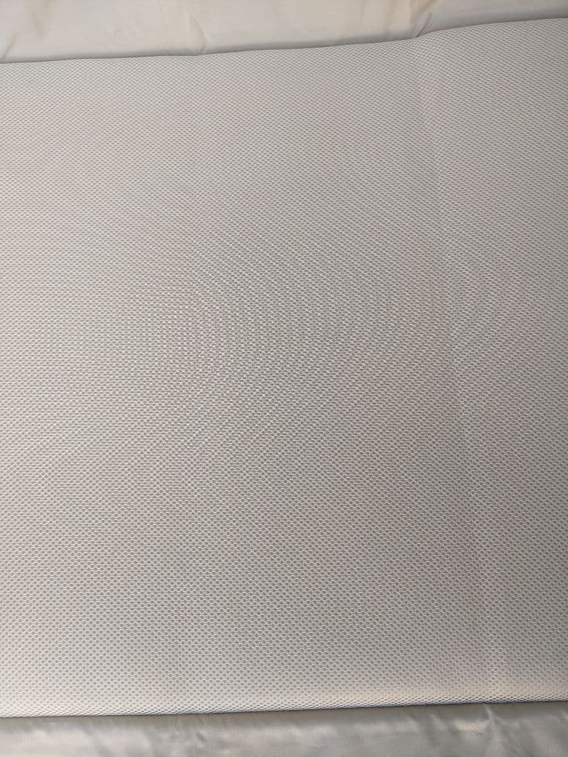 【極美品】　アップリカ　ココネルエアー　ベビーベッド　折り畳み