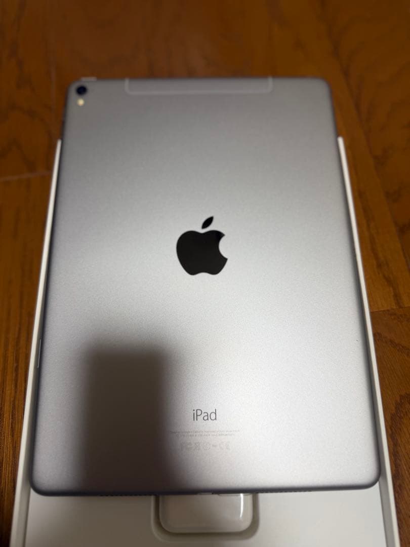 Apple iPad PRO 9.7インチMLPW2J/A Wi-Fi