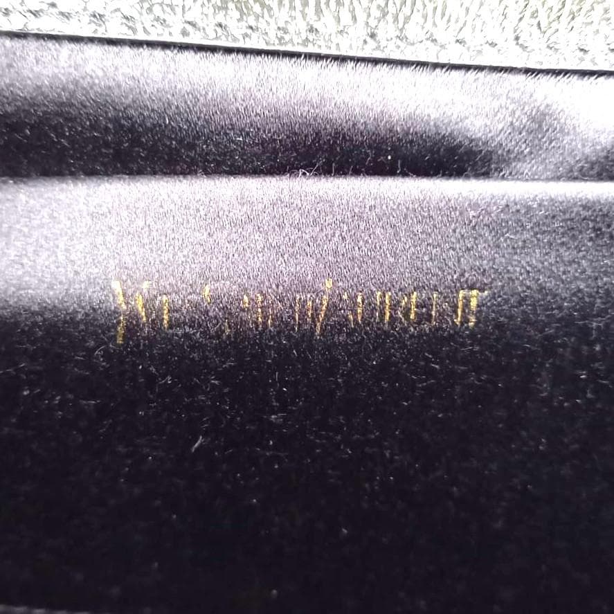 ✨未使用級✨ イヴサンローラン リヴゴーシュ クラッチバッグ セカンドバッグ 黒