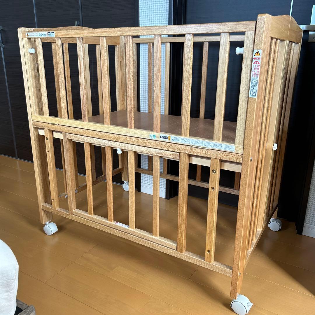 【美品】カトージ　ベビーベッド折り畳み