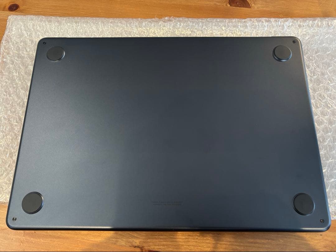 Apple MacBook Air （2022）M2