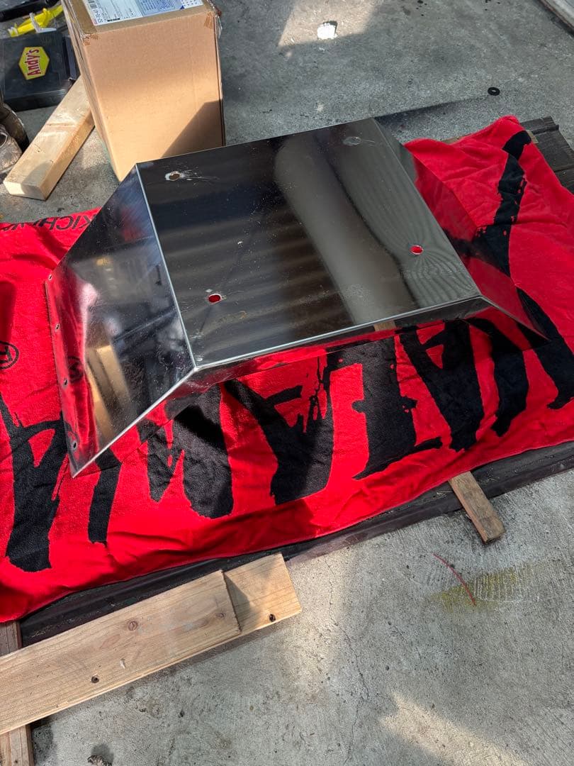 2トン　3トン　ステンレスリアフェンダー　デコトラ　デュトロ　キャンター　エルフ