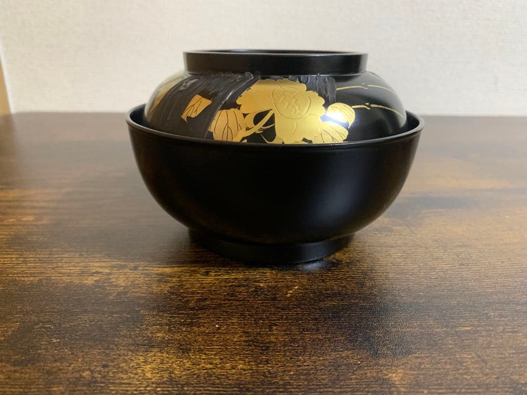 沈金蒔絵　木製漆塗吸物椀10客　時代物　お椀　汁椀　貝細工　芍薬　結び切り