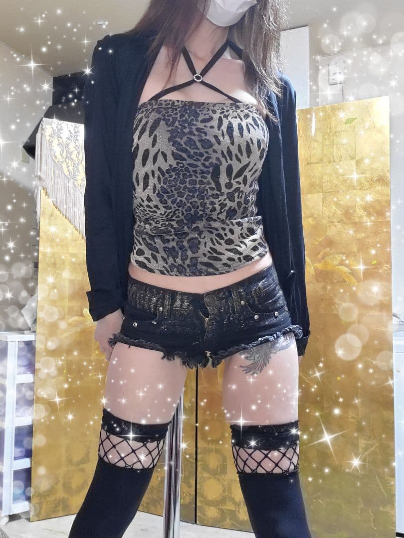 d.i.a 　ラメラメ　デニム　ショートパンツ　平成ギャル