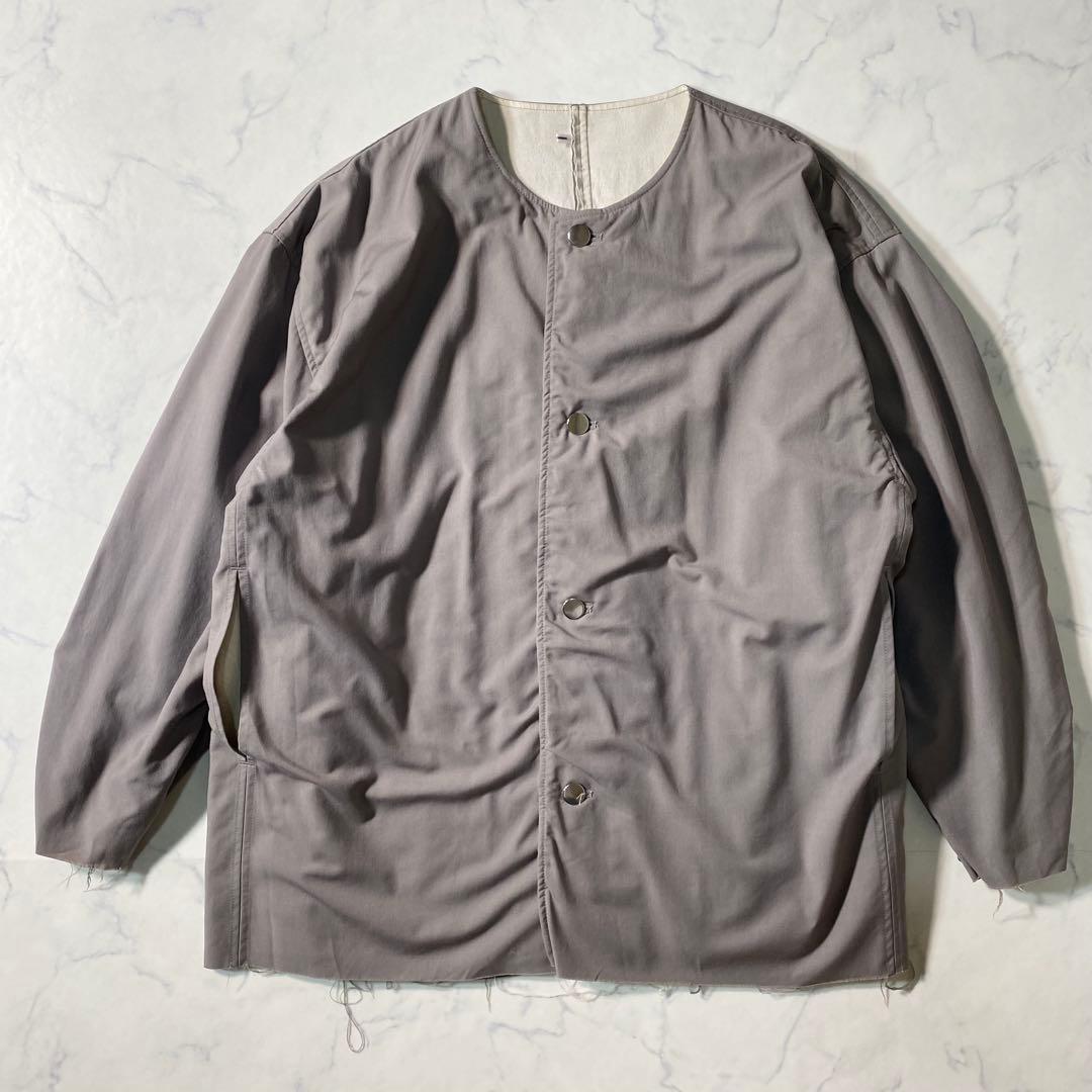 【美品】イシューシングス　ノーカラージャケット　パッカリング加工　オーバーサイズ