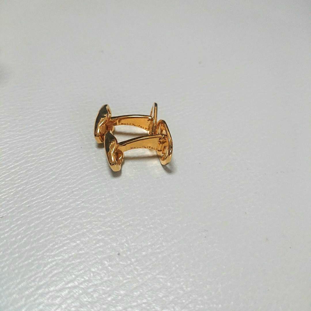 セリーヌカフスボタン刻印あり