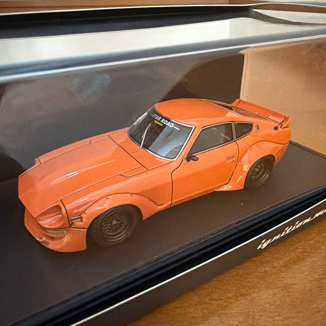 Nissan Fairlady Z (S30) STAR ROAD オレンジ