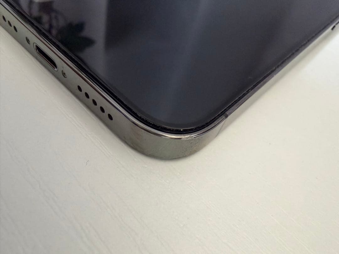 K*u様 Apple iPhone 12 Pro グラファイト（値下げ交渉あり）