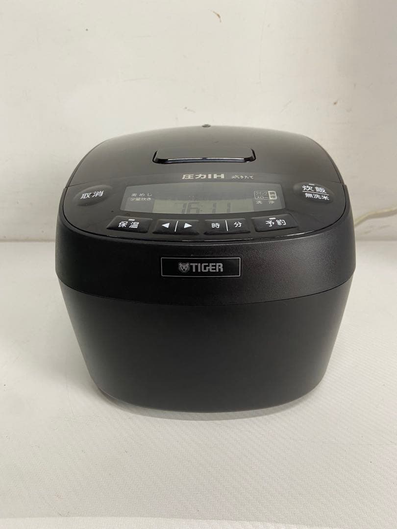 即日発送　美品　TIGER 圧力IH炊飯器 JPV-C100 ブラック　5.5合