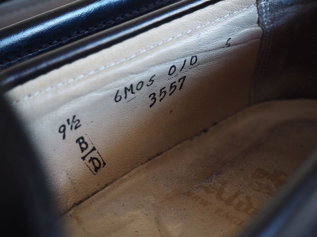 靴 Alden 3557 Black Full Strap Slip-On