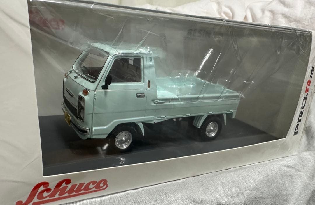 希少Schuco 水色 ホンダTN7ライトブルー軽トラック 1/18スケール