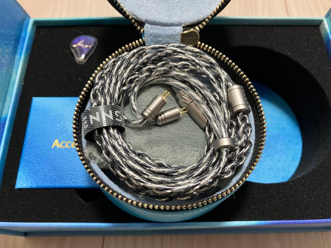 【美品】XENNS Mangird Tea Pro 2DD 6BA 有線イヤホン