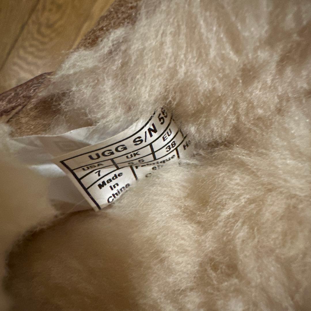 UGG アグ　モカシン　キャメル