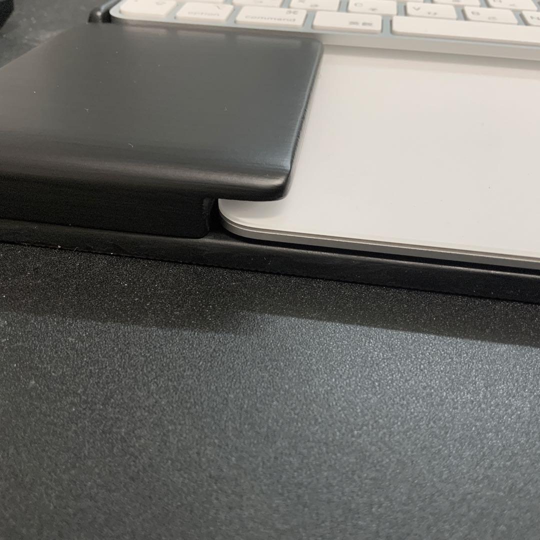 オーダー制作　ワンプレート型　マジックキーボード＆トラックパッド合体パームレスト