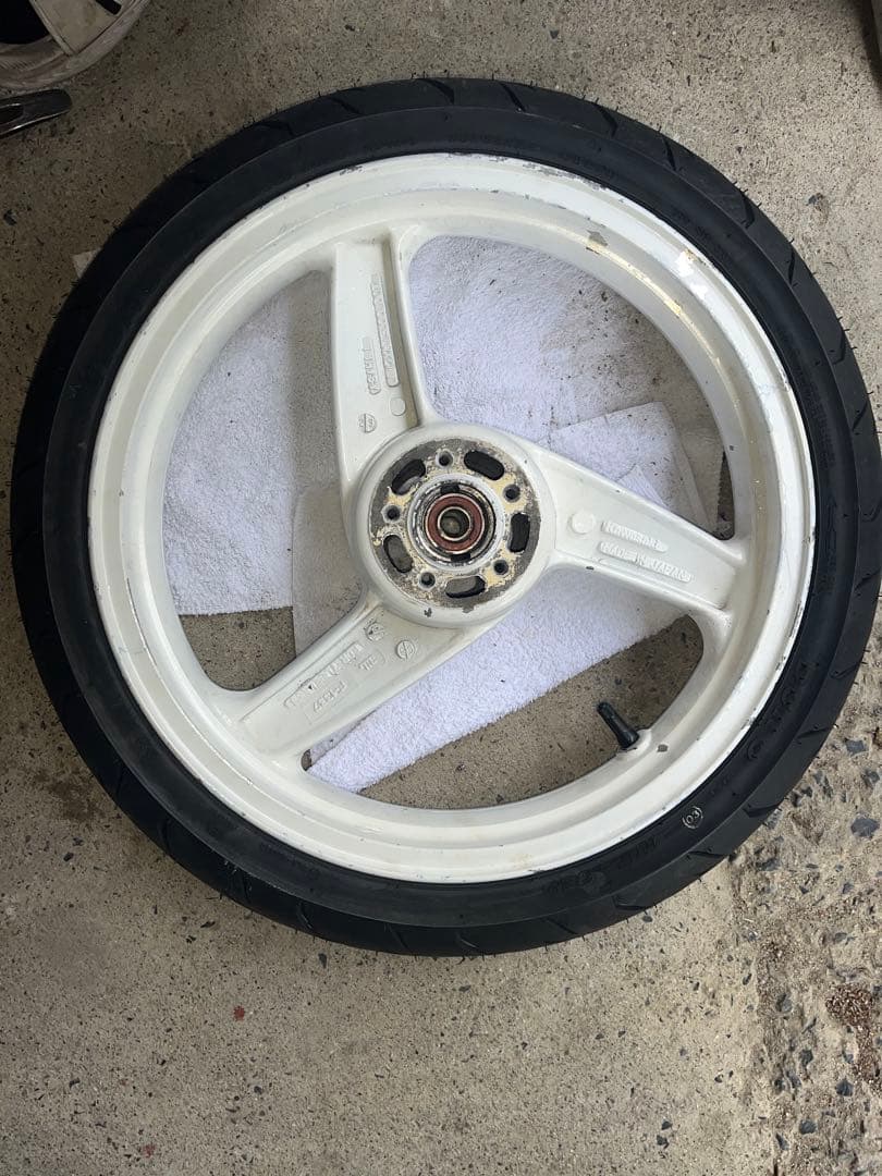zrx400 ホイール フロントリアセット 値下げ交渉大歓迎！