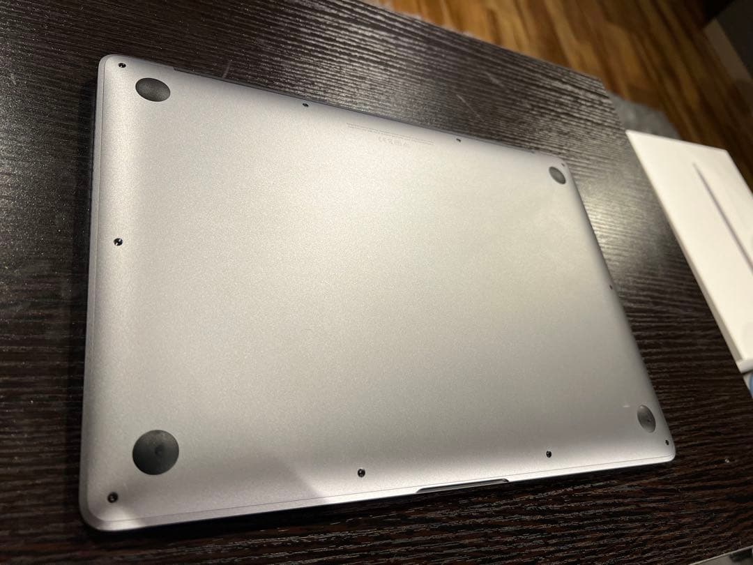 土*！様 【超美品】MacBook Air M1（13インチ／2020年／256