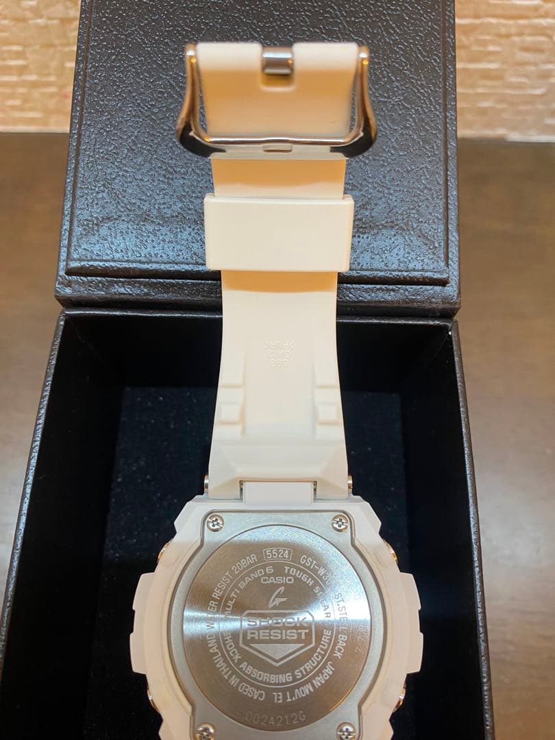 【新品同様極美品】GST-W300-7AJF G-SHOCK 電波ソーラー