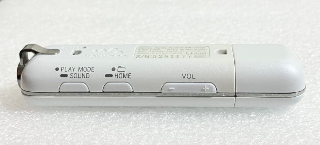 【美品】　ソニー　NW-E025F ウォークマン 2GB